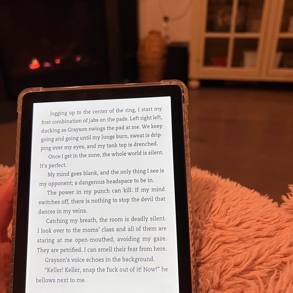 Meet your Posher, Samantha - Picture 2 of 2